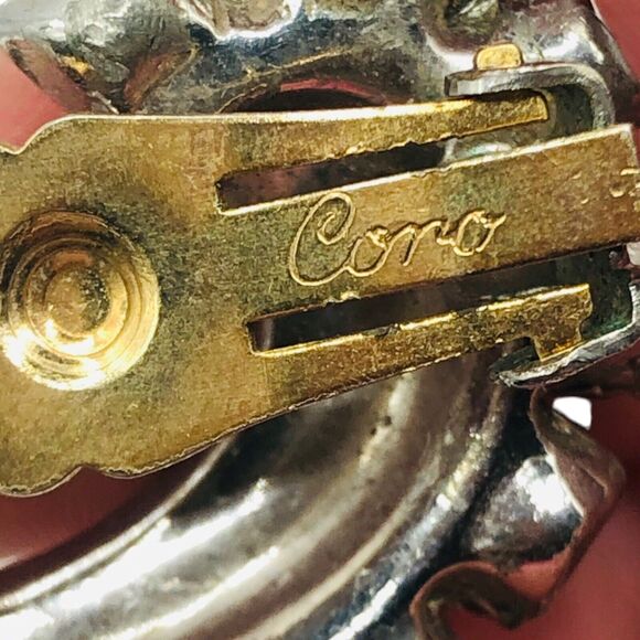 Lot Of 4 Costume Earrings Chunky Glass Rhinestones Clip Screw Back Paisley - Picture 11 of 16